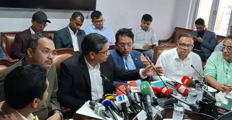 BGMEA to Give 100,000 Free School Bags